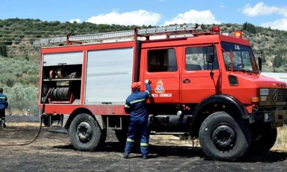 Φωτιά στο Αγγελόκαστρο Αιτωλοακαρνανίας – Μήνυμα από το 112